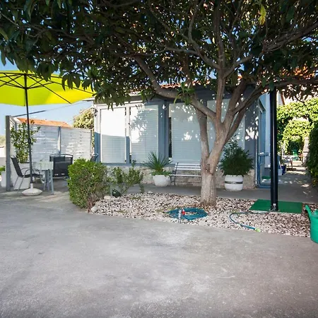 House Kala * Brodarica (Sibenik-Knin)