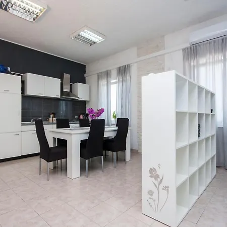 Holiday home House Kala